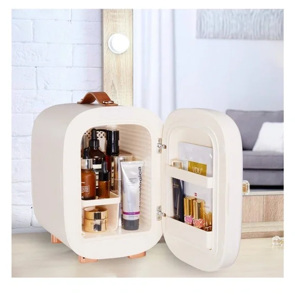 Gubi skincare fridge - Picture 4 of 5